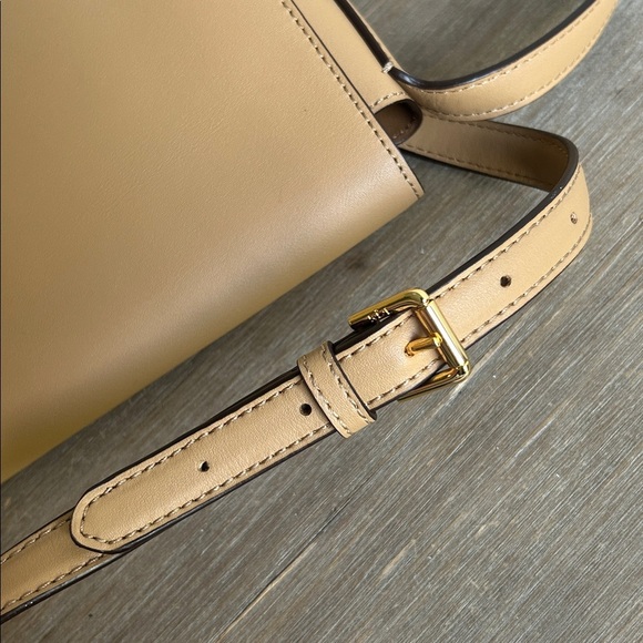 Lauren Ralph Lauren Women's Dryden Caley Mini Cross Body Saddle Style Bag Tan - Picture 16 of 17